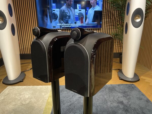 Bowers & Wilkins PM1 -kaiutinpari, käytetty / Tampere