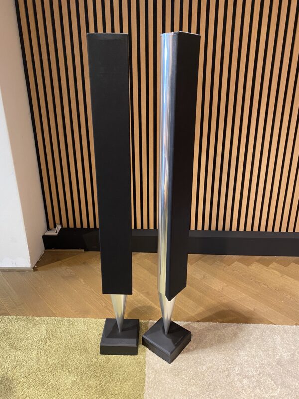 Bang & Olufsen Beolab 8000-aktiivikaiutinpari, käytetty / Tampere