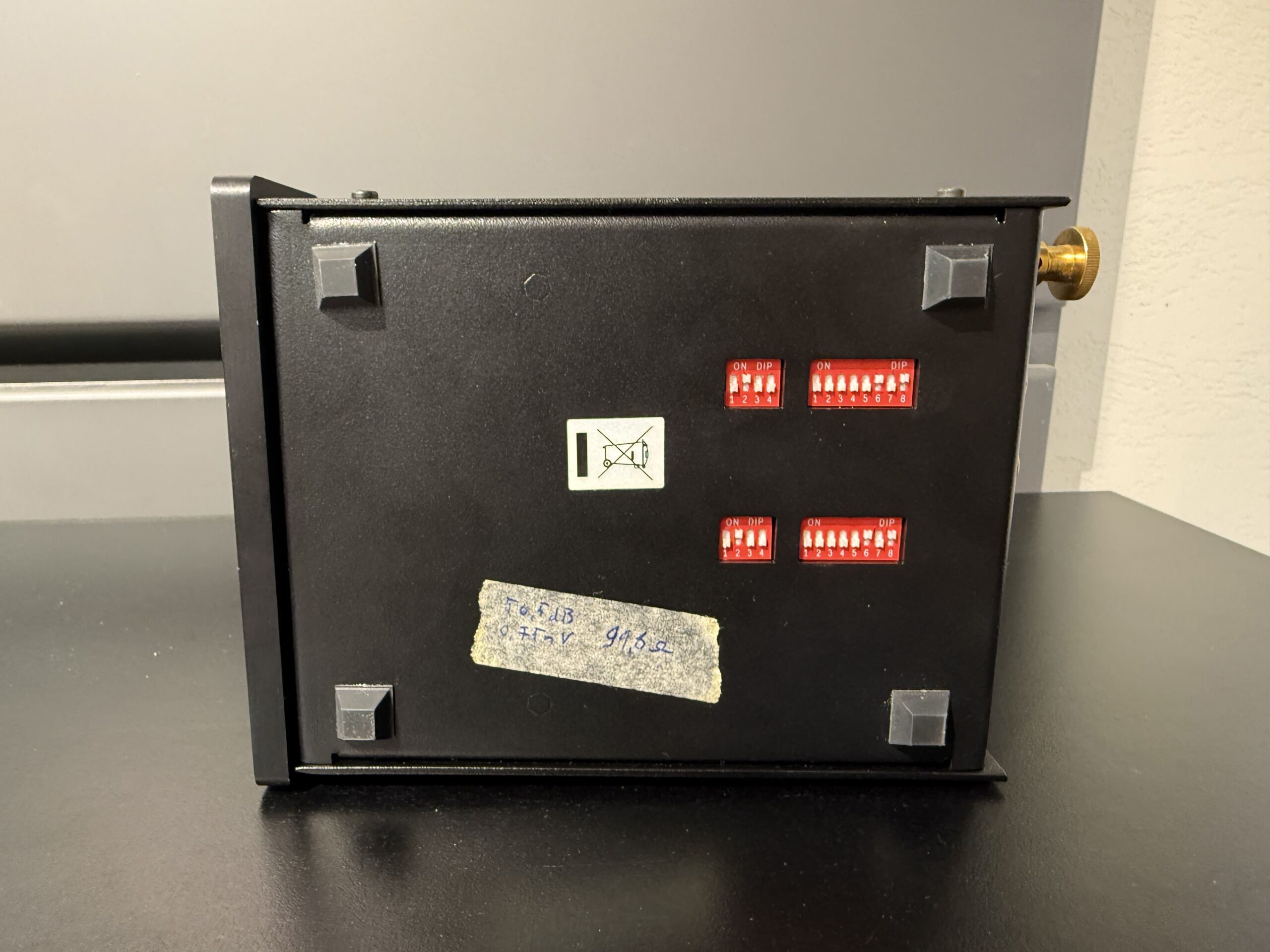 Trigon Vanguard II levysoittimen esivahvistin - vaihtolaite, Oulu - Image 3