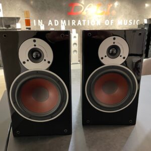 DALI ZENSOR 3 jalustakaiuttimet musta - vaihtolaite, Oulu