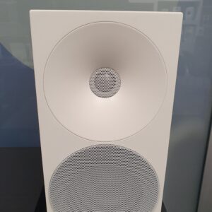 Amphion Helium 510 jalustakaiutin