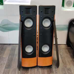 Martin Logan Montage - vaihtolaite, Jyväskylä.