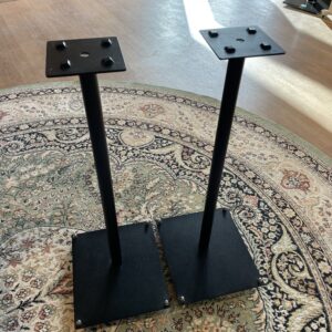 Custom Design RS100 (musta) -jalustapari, käytetty / Tampere