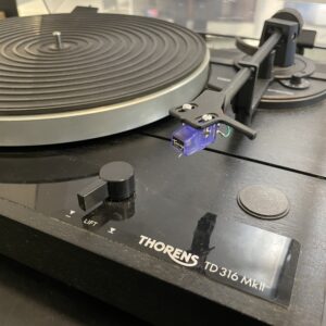 Thorens TD 316 MK2 + Ortofon MC Tango - vaihtolaite