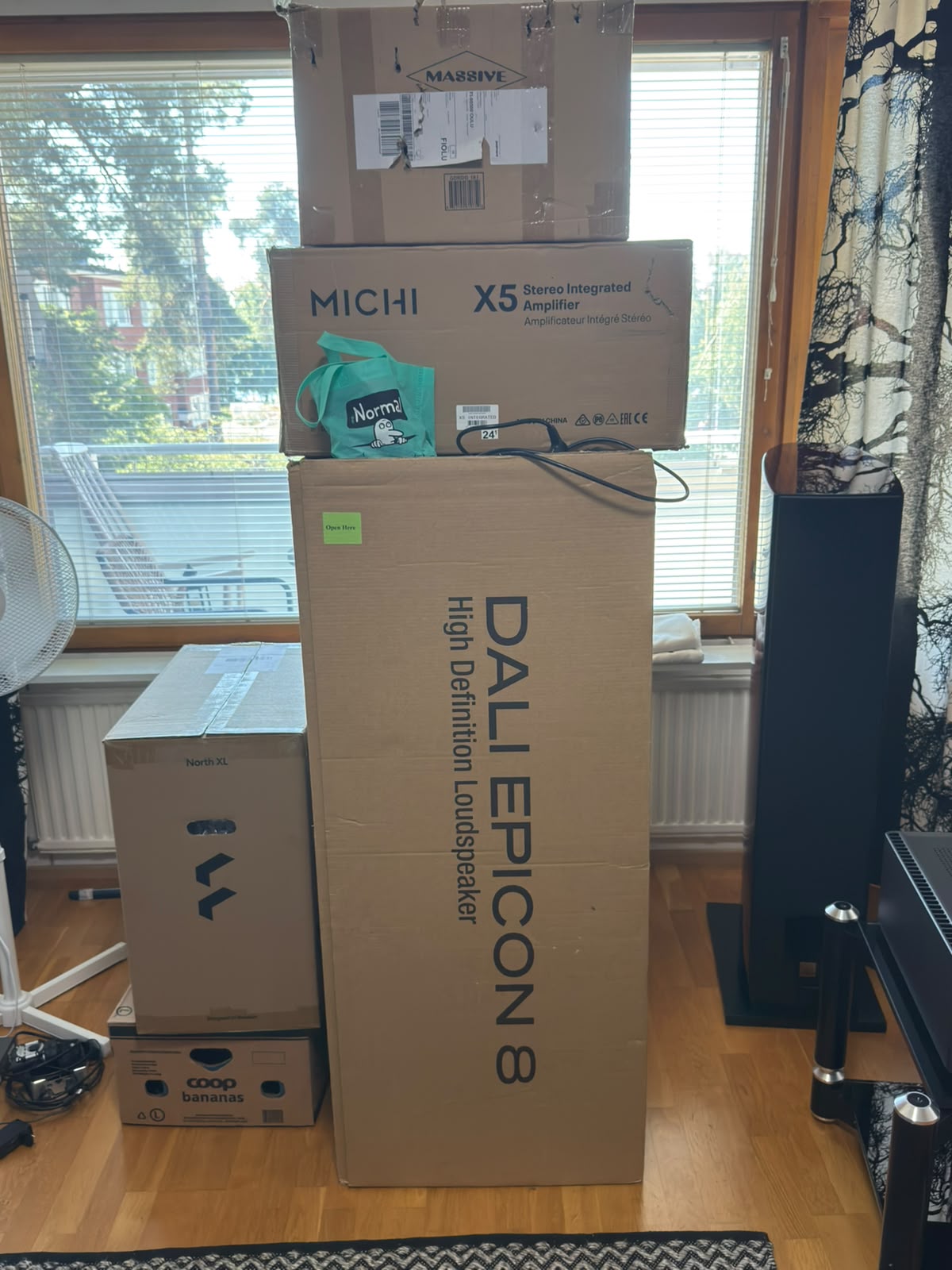 DALI EPICON 8 + Rotel MICHI X5 stereosetti - myyntitili, Oulu - Image 17